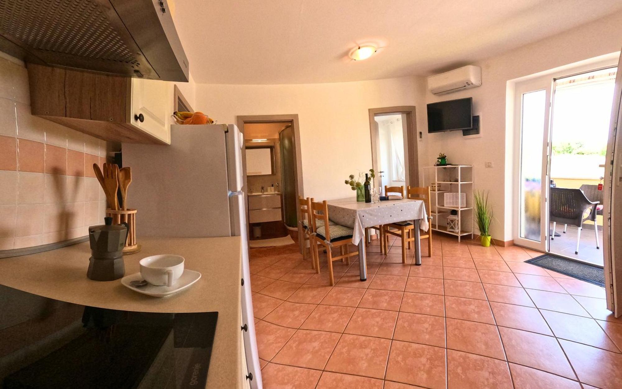 Apartments Goltes Lovrecica  Exterior photo